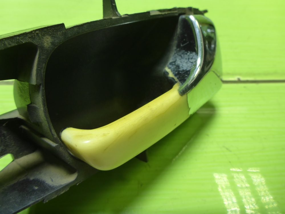 Ручка двери задней внутренняя правая