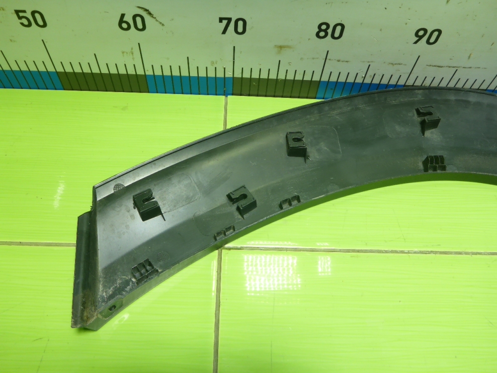 Накладка заднего крыла правого