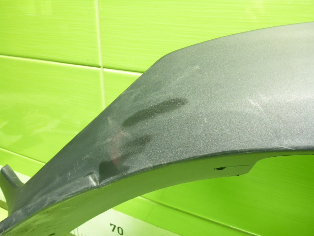 Накладка переднего крыла правого