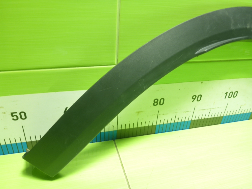 Накладка заднего крыла правого