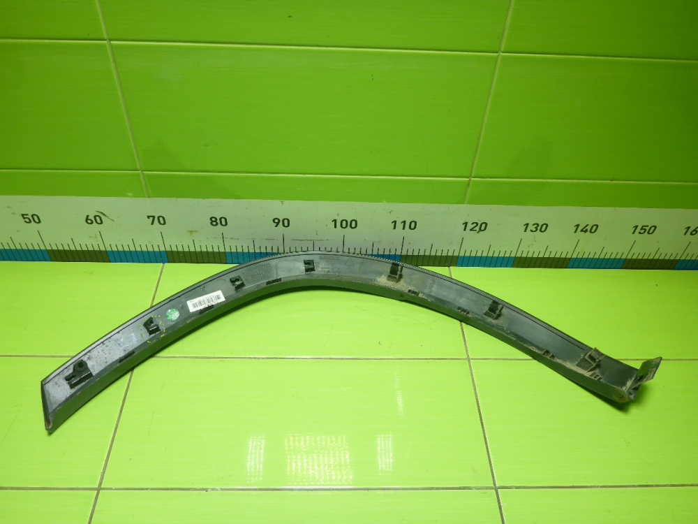Накладка заднего крыла правого