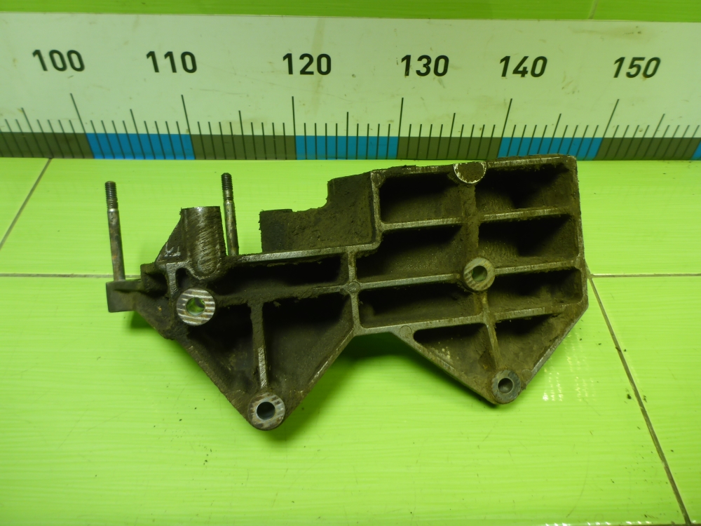 Кронштейн кондиционера