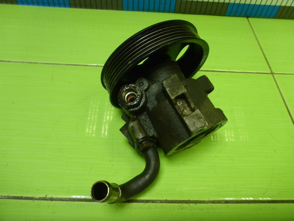 Насос ГУР (гидроусилитель руля)