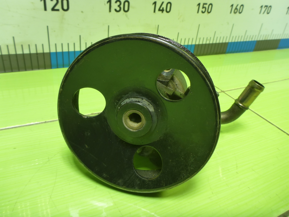 Насос ГУР (гидроусилитель руля)