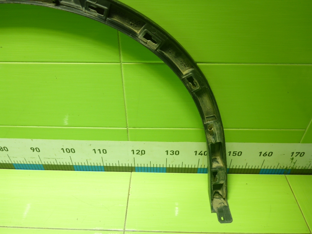 Накладка заднего крыла левого