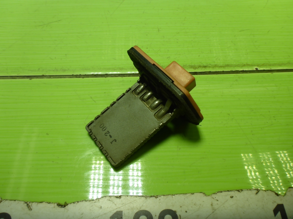 Резистор отопителя