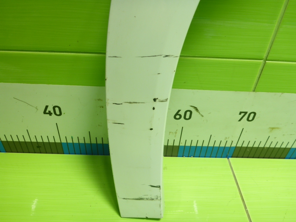 Накладка переднего крыла левого