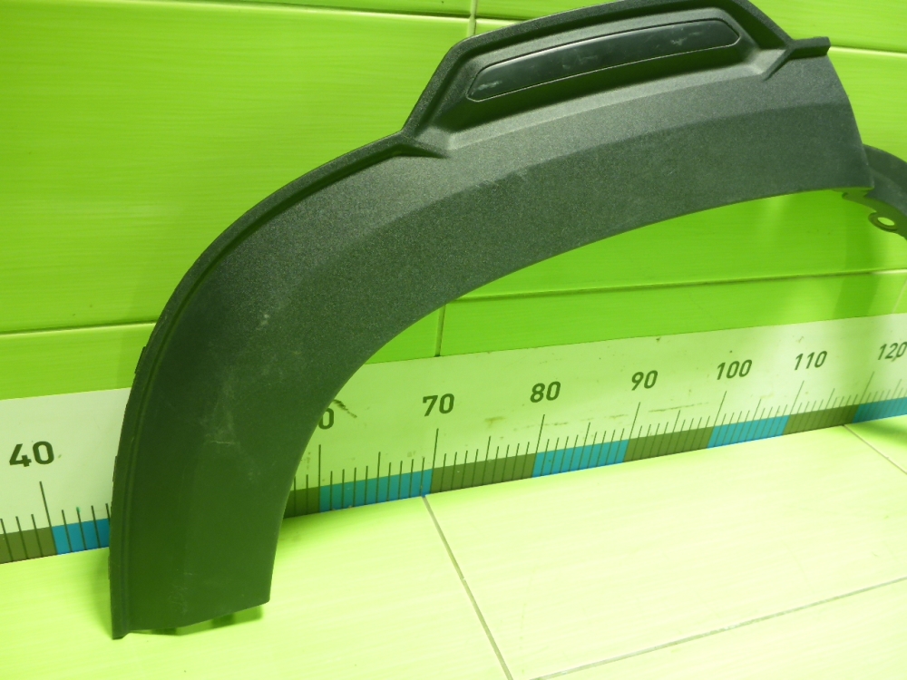 Накладка заднего крыла правого