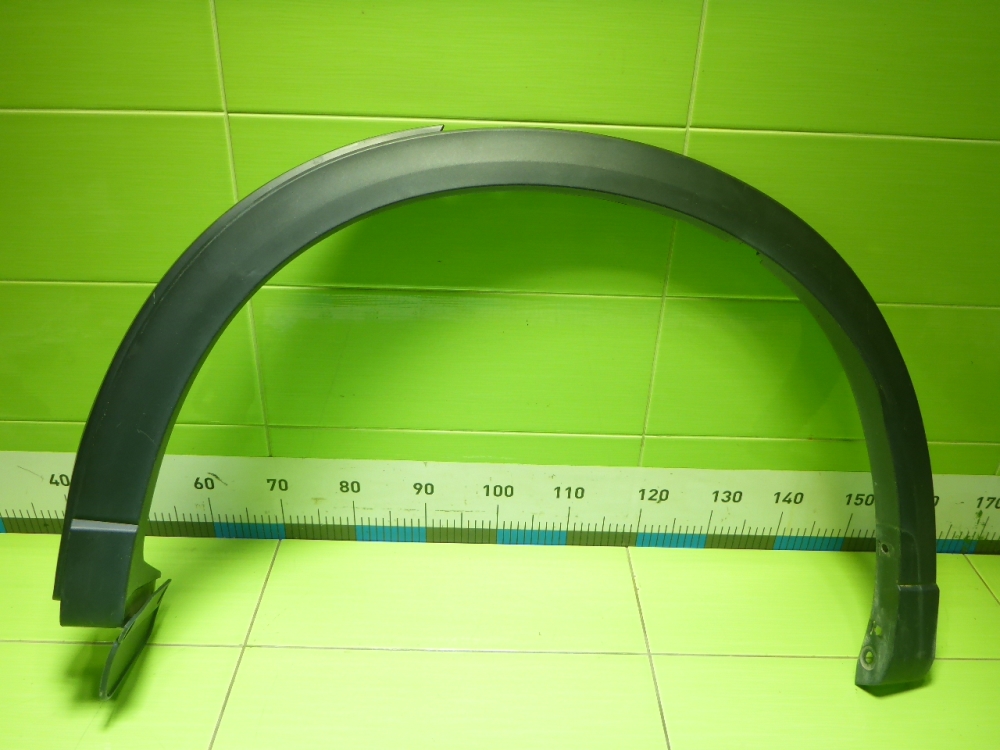 Накладка заднего крыла левого