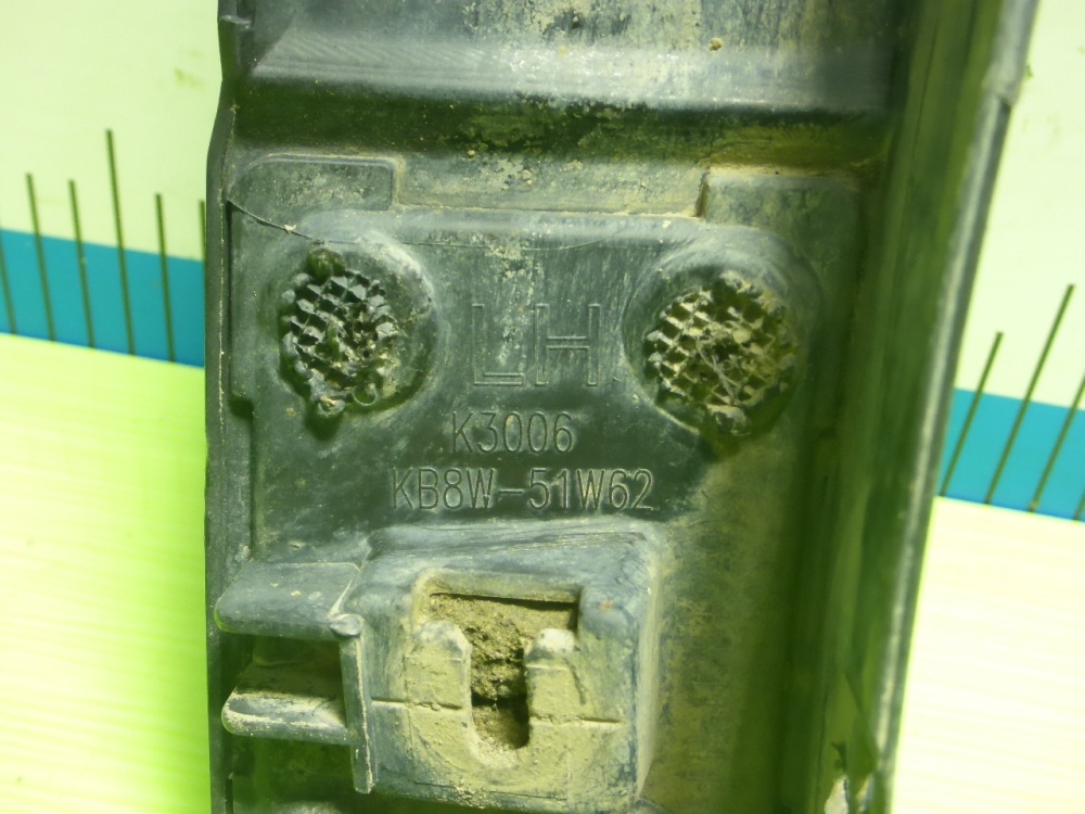 Накладка заднего крыла левого