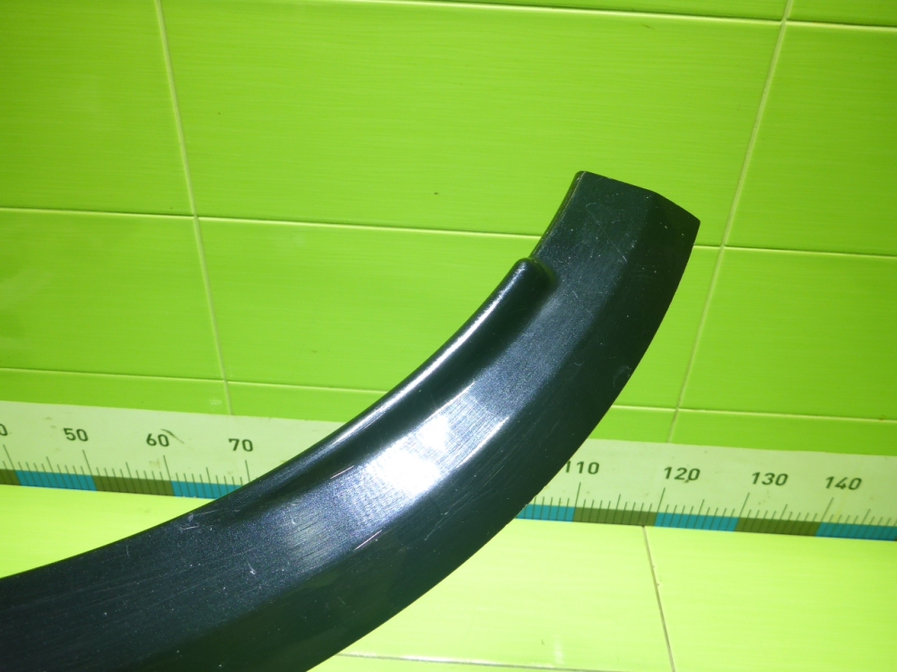 Накладка заднего крыла правого