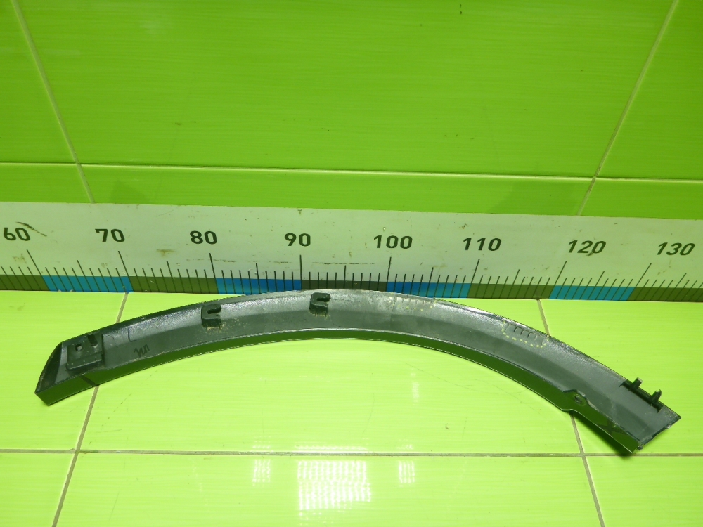 Накладка заднего крыла правого