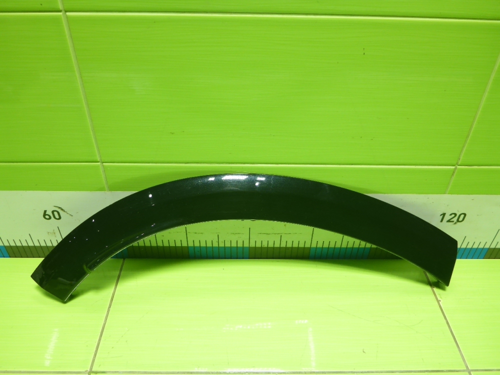 Накладка заднего крыла правого