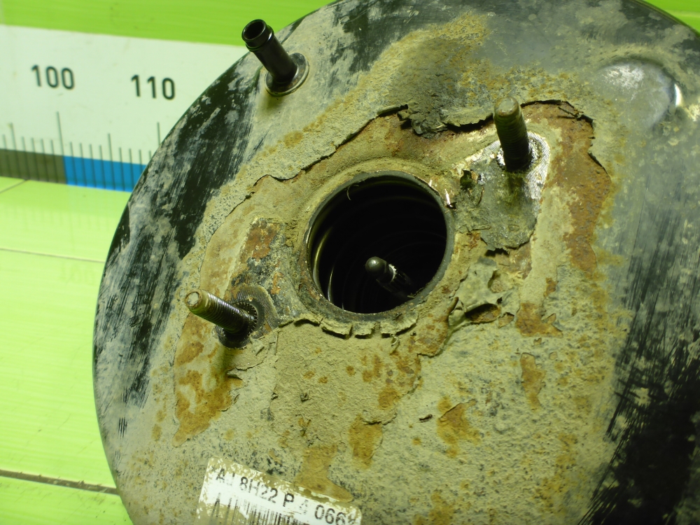 Усилитель тормозов вакуумный