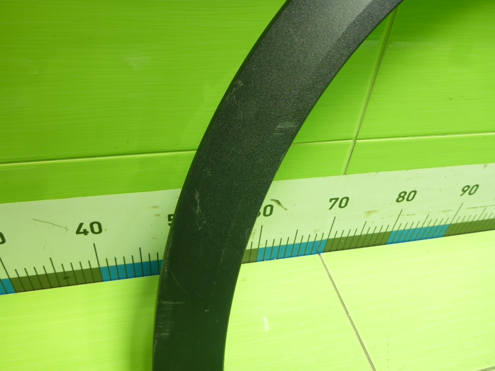 Накладка переднего крыла левого