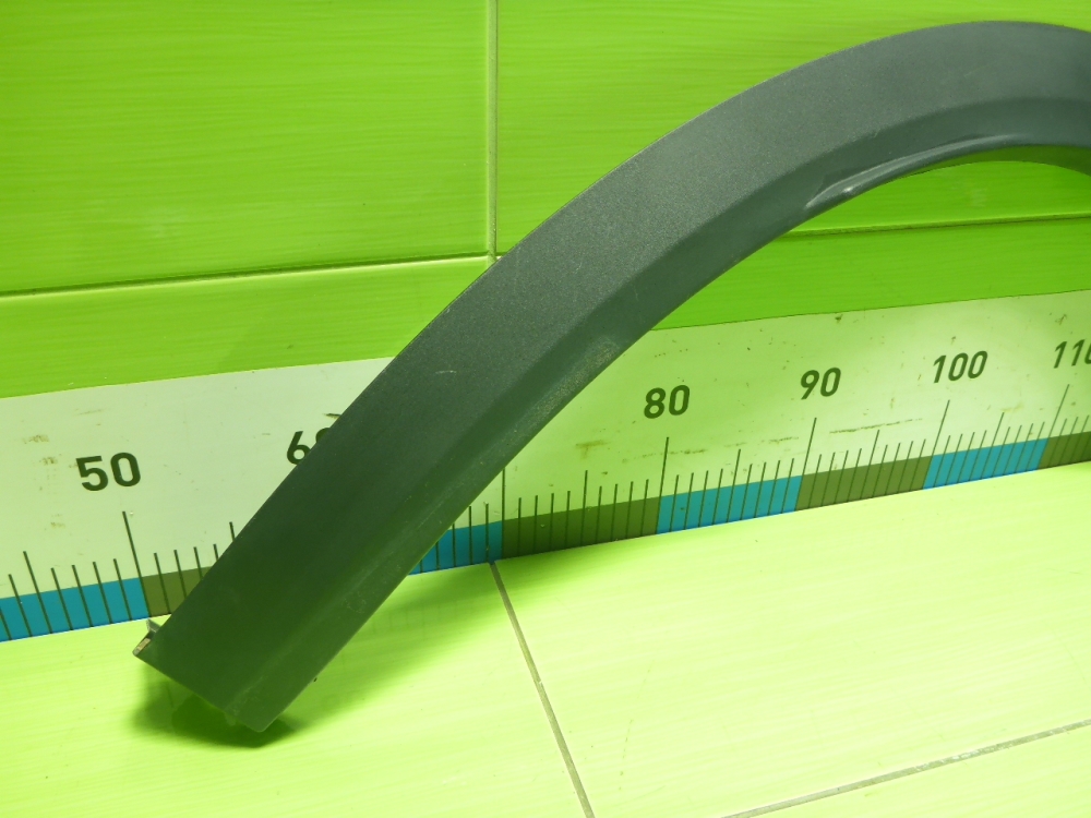 Накладка заднего крыла правого