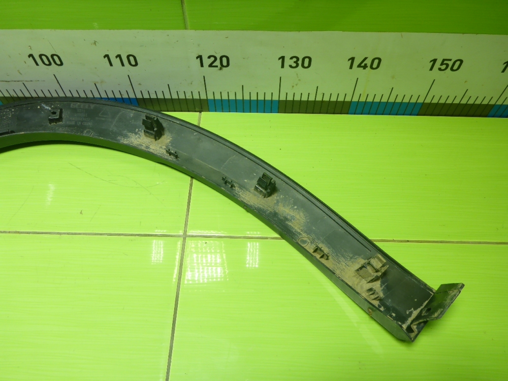 Накладка заднего крыла правого