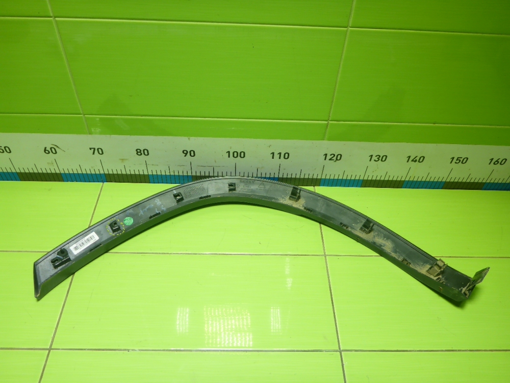 Накладка заднего крыла правого