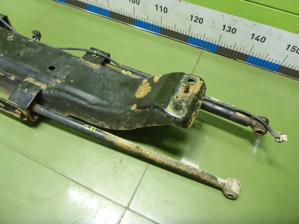 Балка задняя