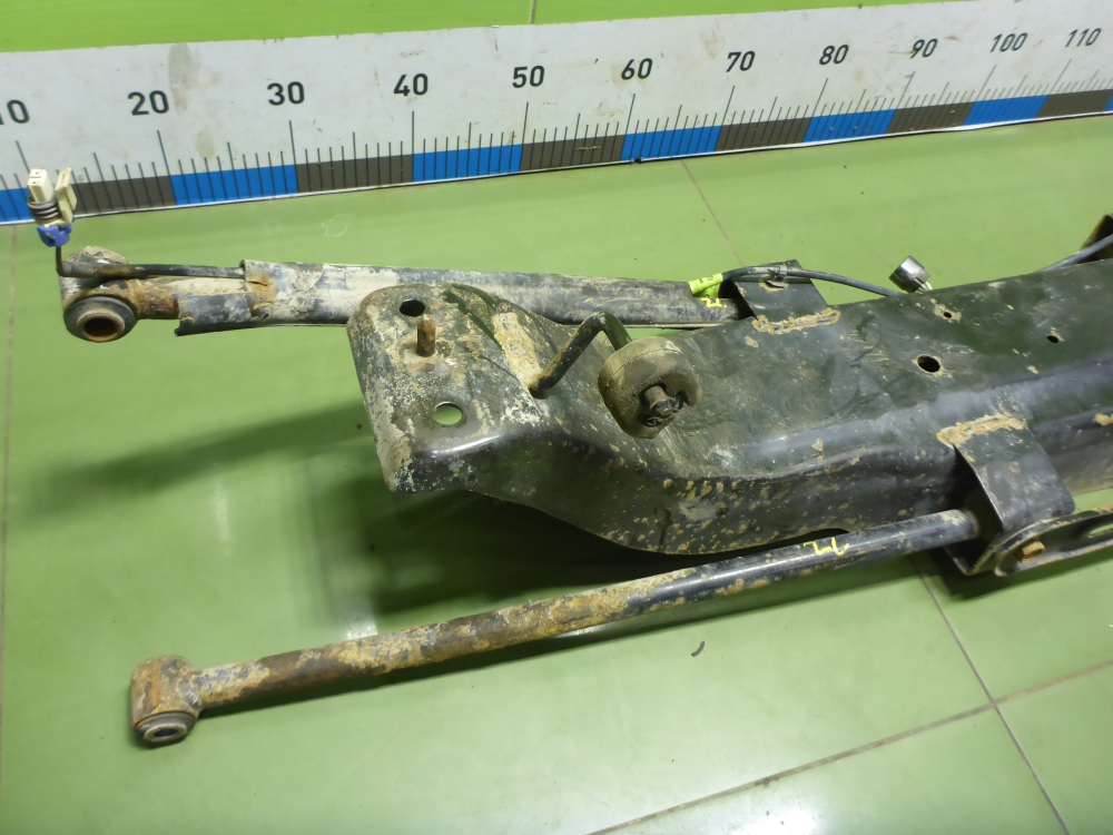 Балка задняя