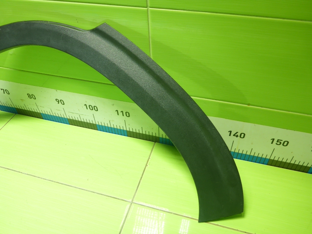 Накладка заднего крыла левого