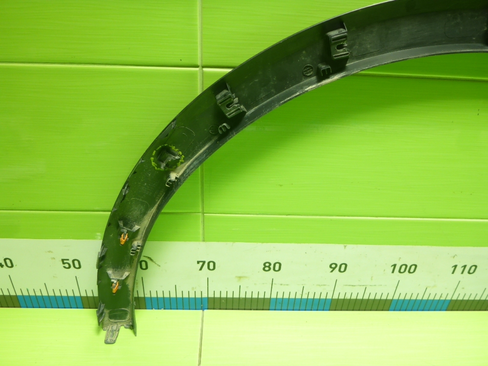 Накладка заднего крыла левого