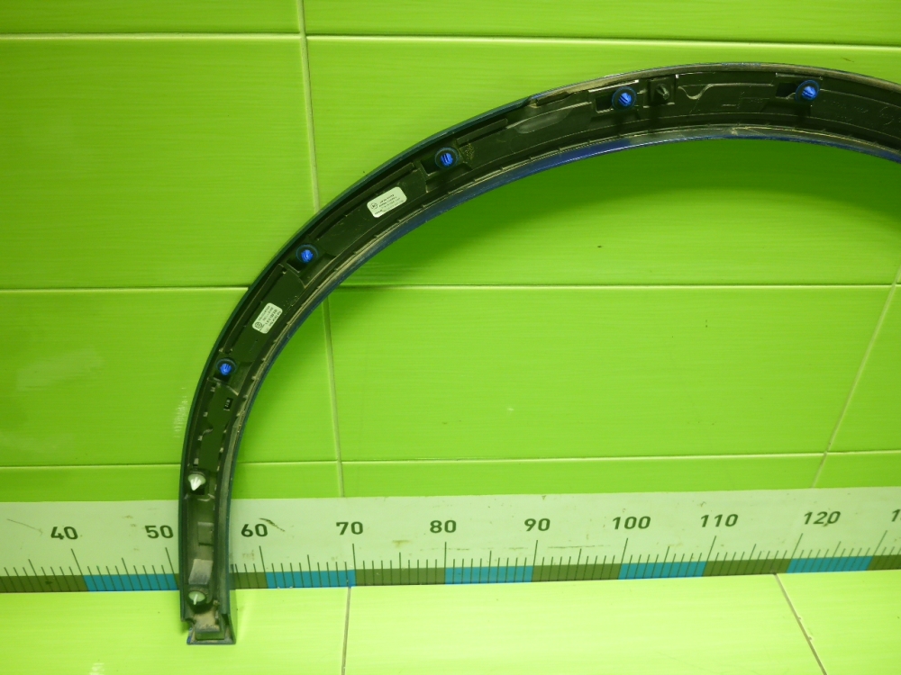 Накладка заднего крыла правого