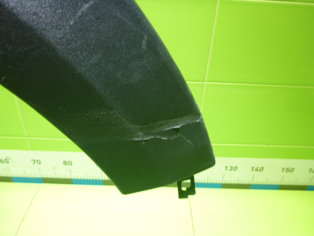 Накладка заднего крыла левого