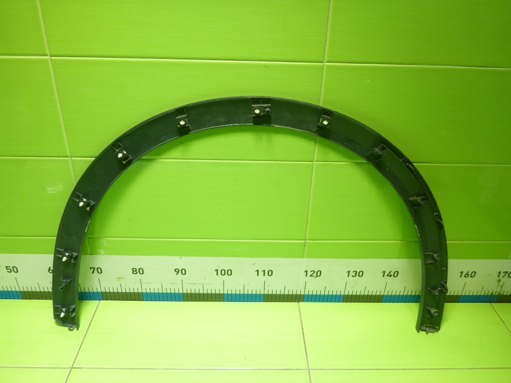 Накладка переднего крыла левого