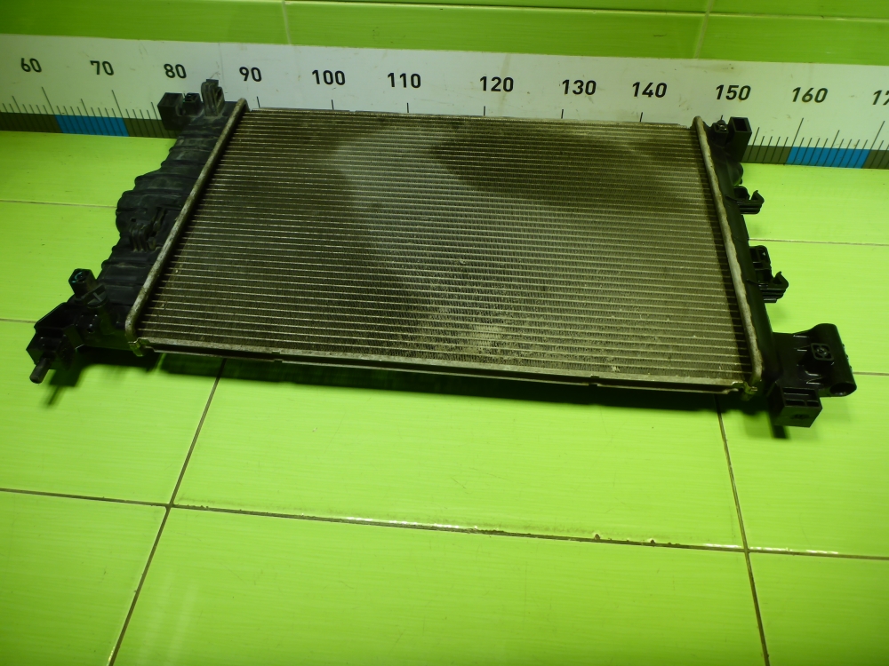 Радиатор охлаждения двигателя основной