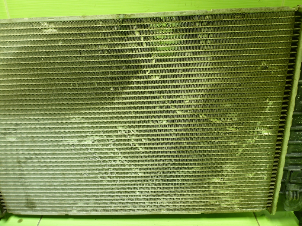 Радиатор охлаждения двигателя основной