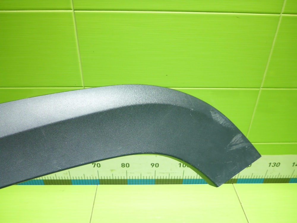 Накладка заднего крыла левого