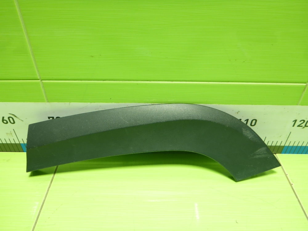 Накладка заднего крыла левого