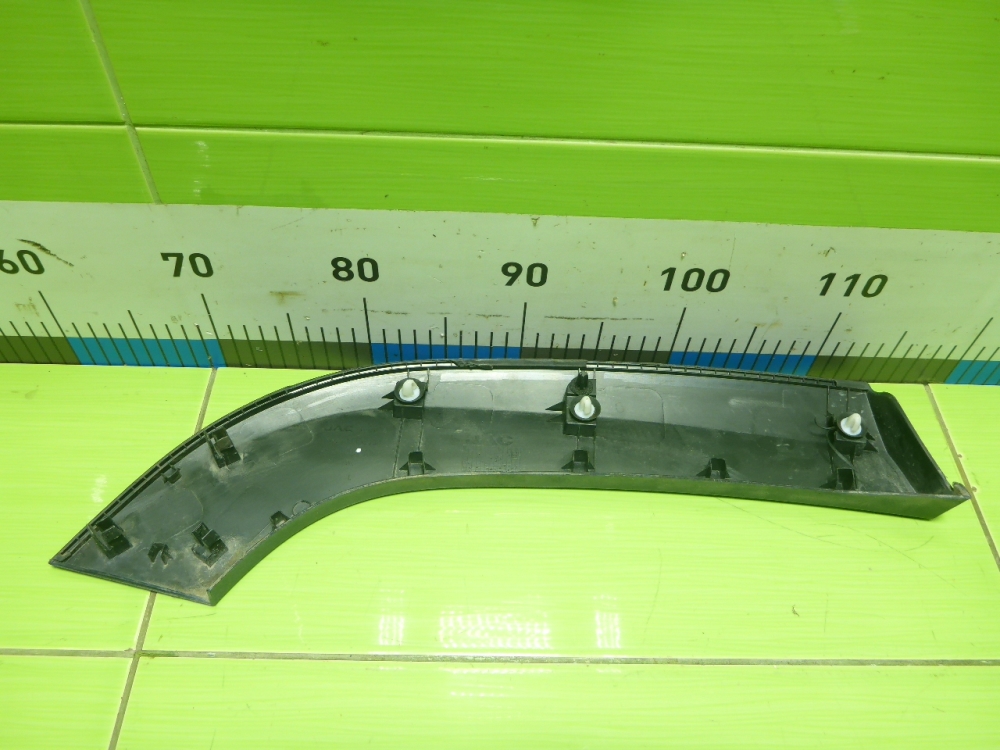 Накладка заднего крыла левого