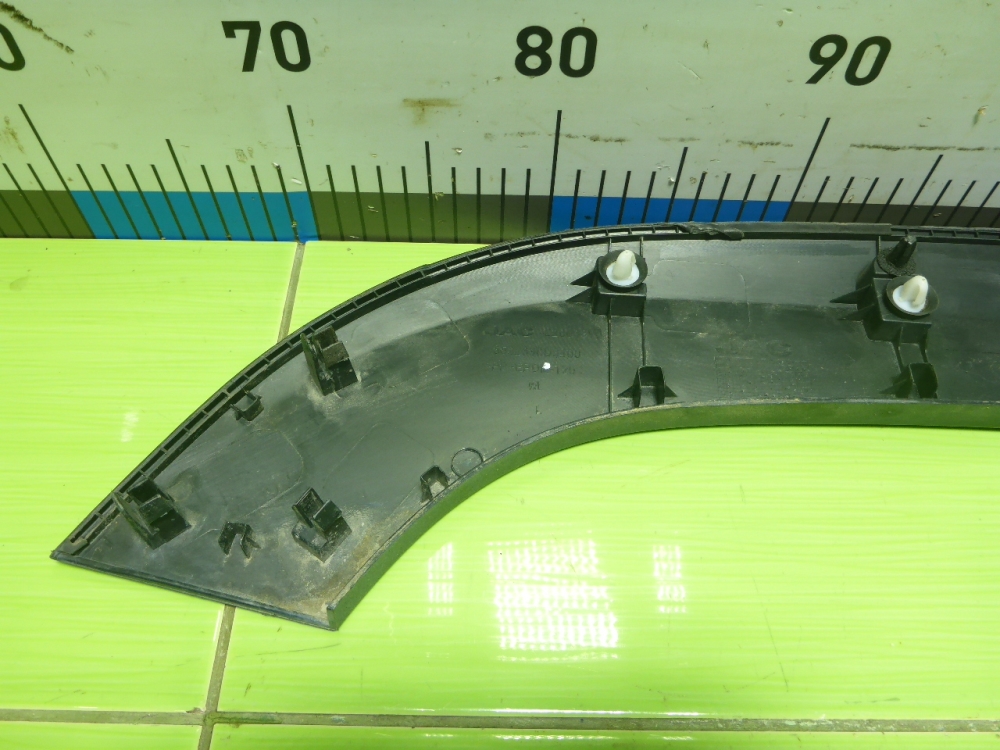 Накладка заднего крыла левого