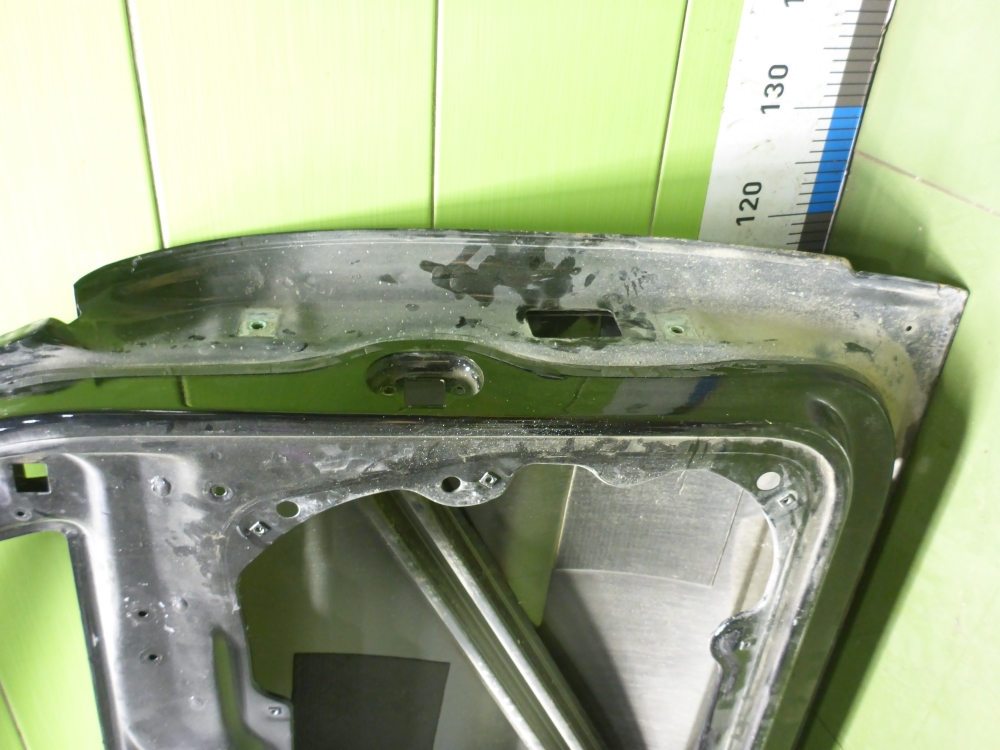 Дверь передняя левая