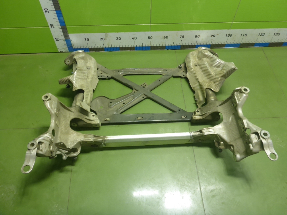 Балка подмоторная