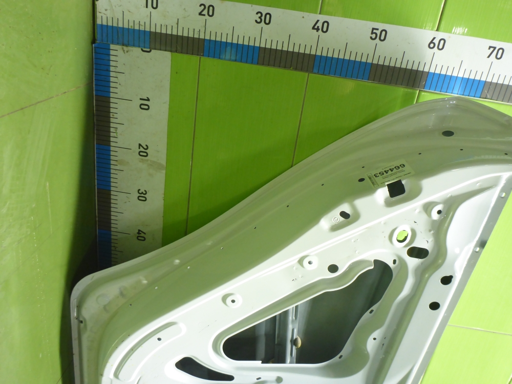 Дверь задняя левая