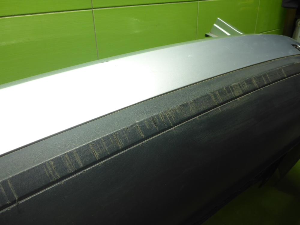 Бампер задний