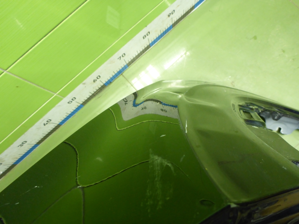 Крыло переднее левое