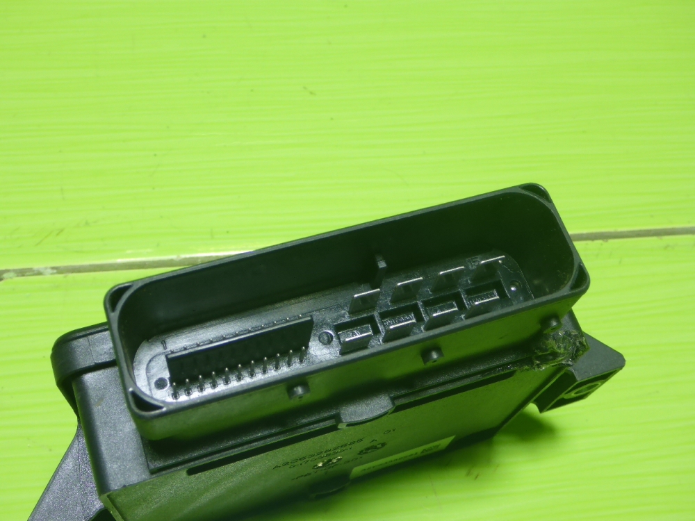 Блок управления парковочным тормозом