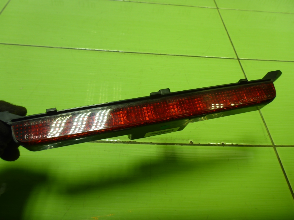 Фонарь задний (стоп сигнал)