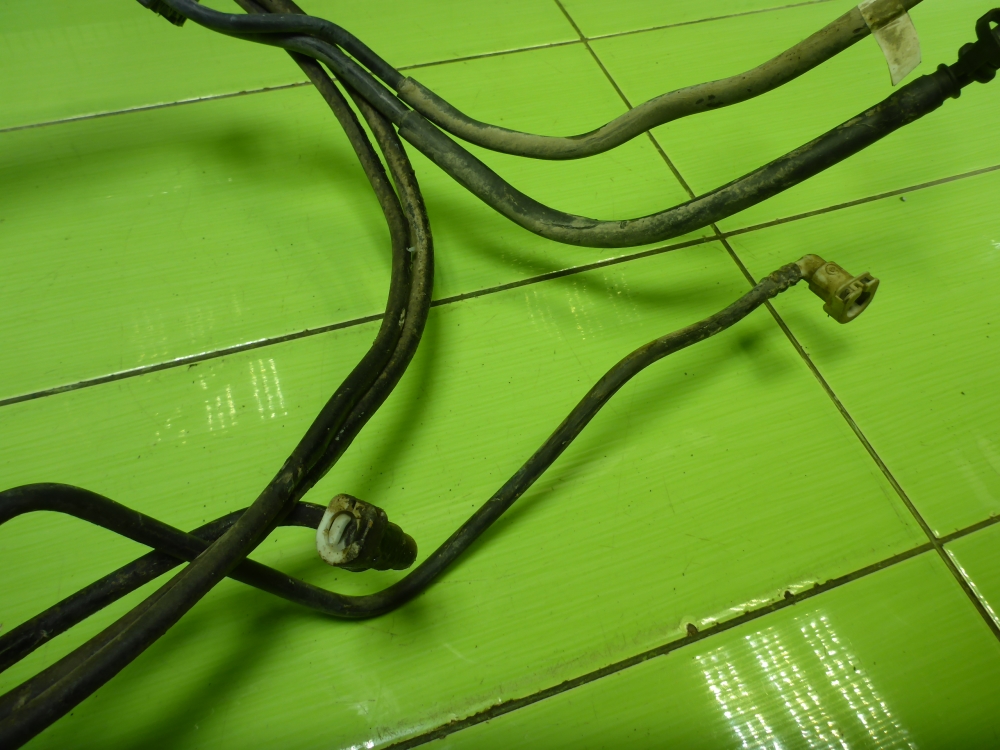 Трубка топливная