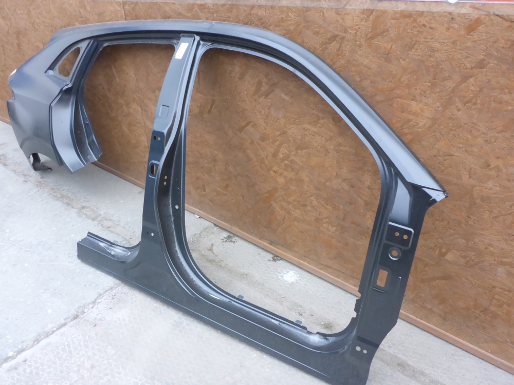 Кузовной элемент