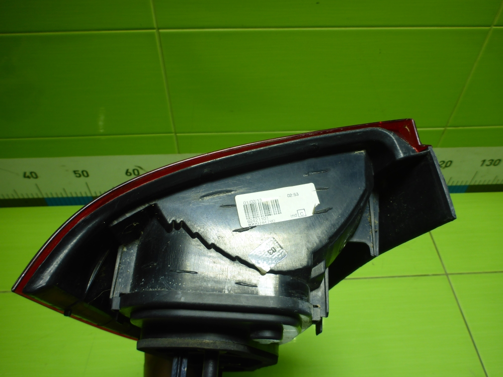 Фонарь задний левый