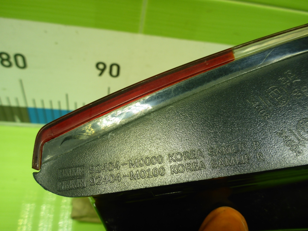 Фонарь задний внутренний правый