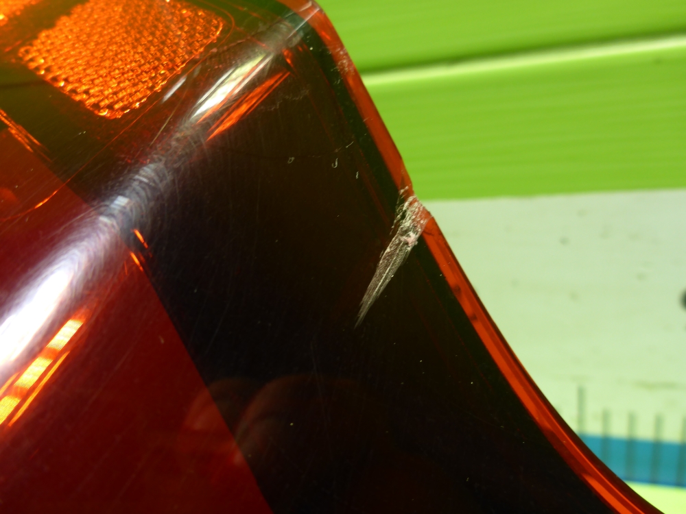 Фонарь задний левый