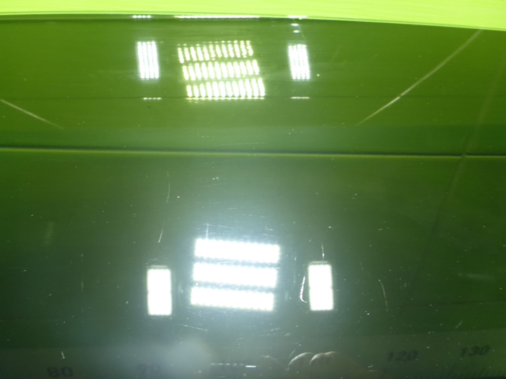 Стекло двери задней правой