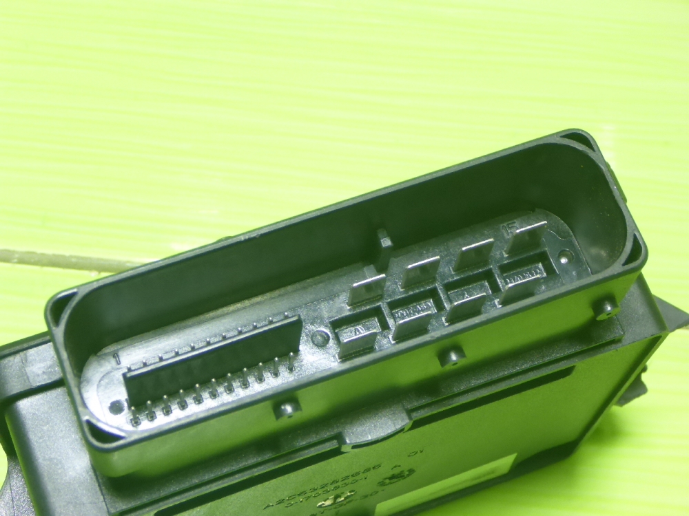 Блок управления парковочным тормозом