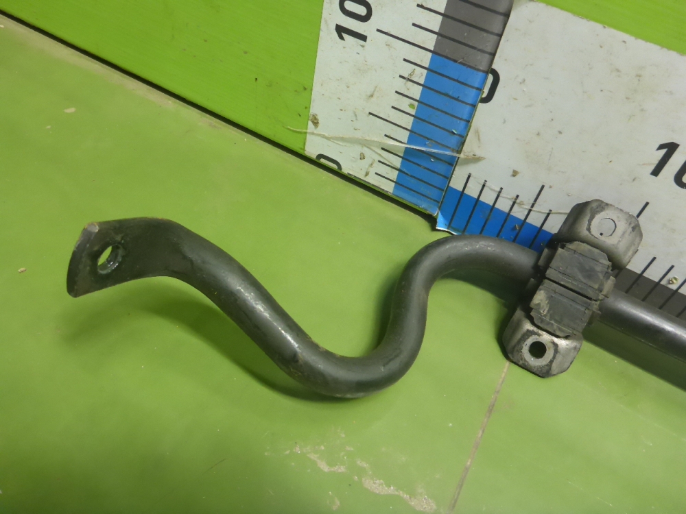 Стабилизатор задний